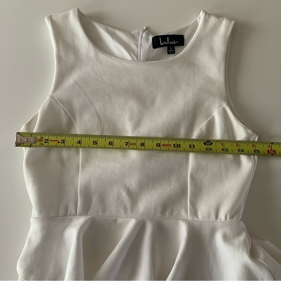 Lulus white here and vow ruffled bodycon dress size small - Picture 8 of 10